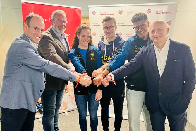 Ribera Practiser y UCAM Atletismo Cartagena firman un acuerdo para el apoyo sanitario a sus atletas